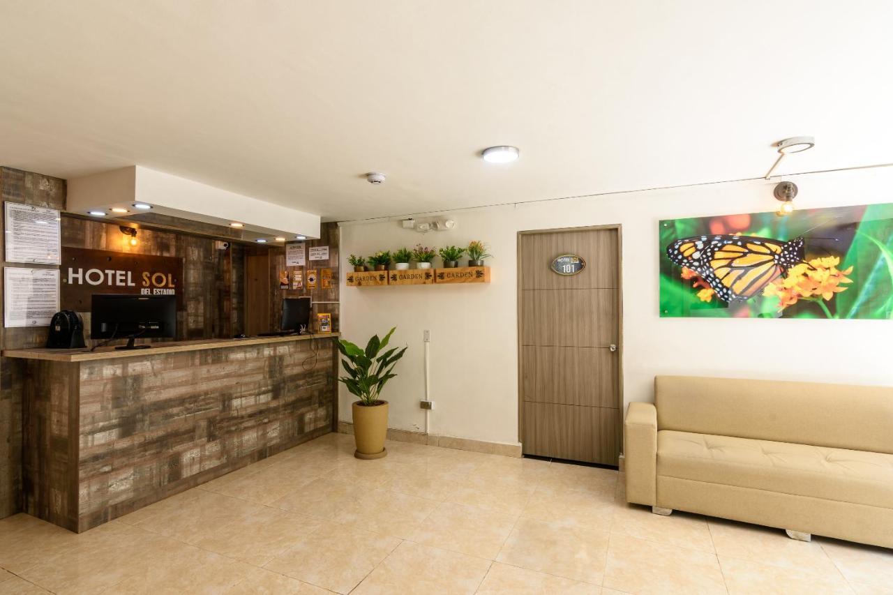 Sol Del Estadio 酒店